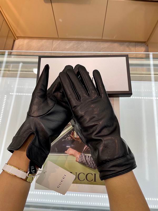Gucci gloves hm37